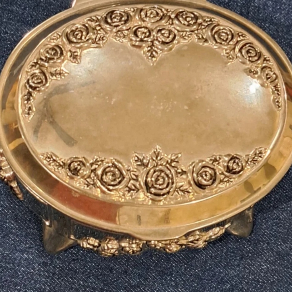 Music Box - Picture 4 of 4